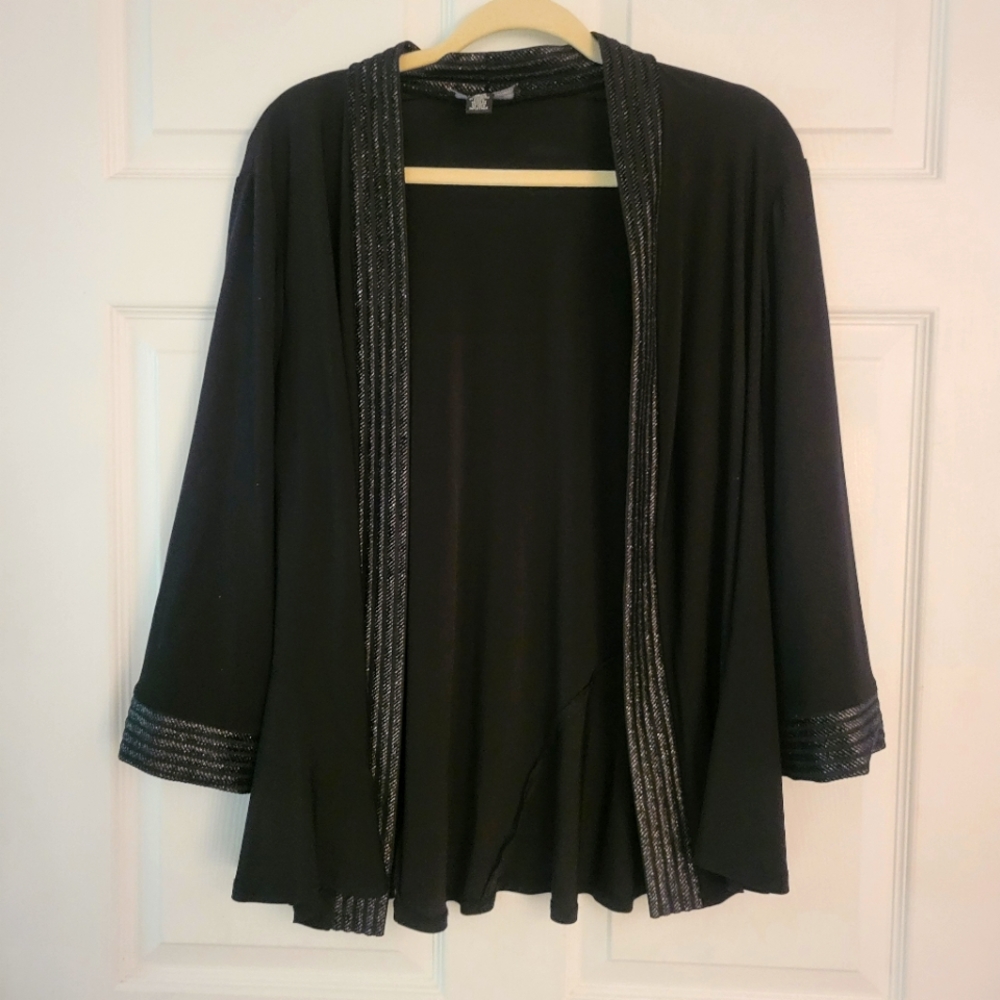 R&M Richards black elegant cardigan velvet trim detail  16w